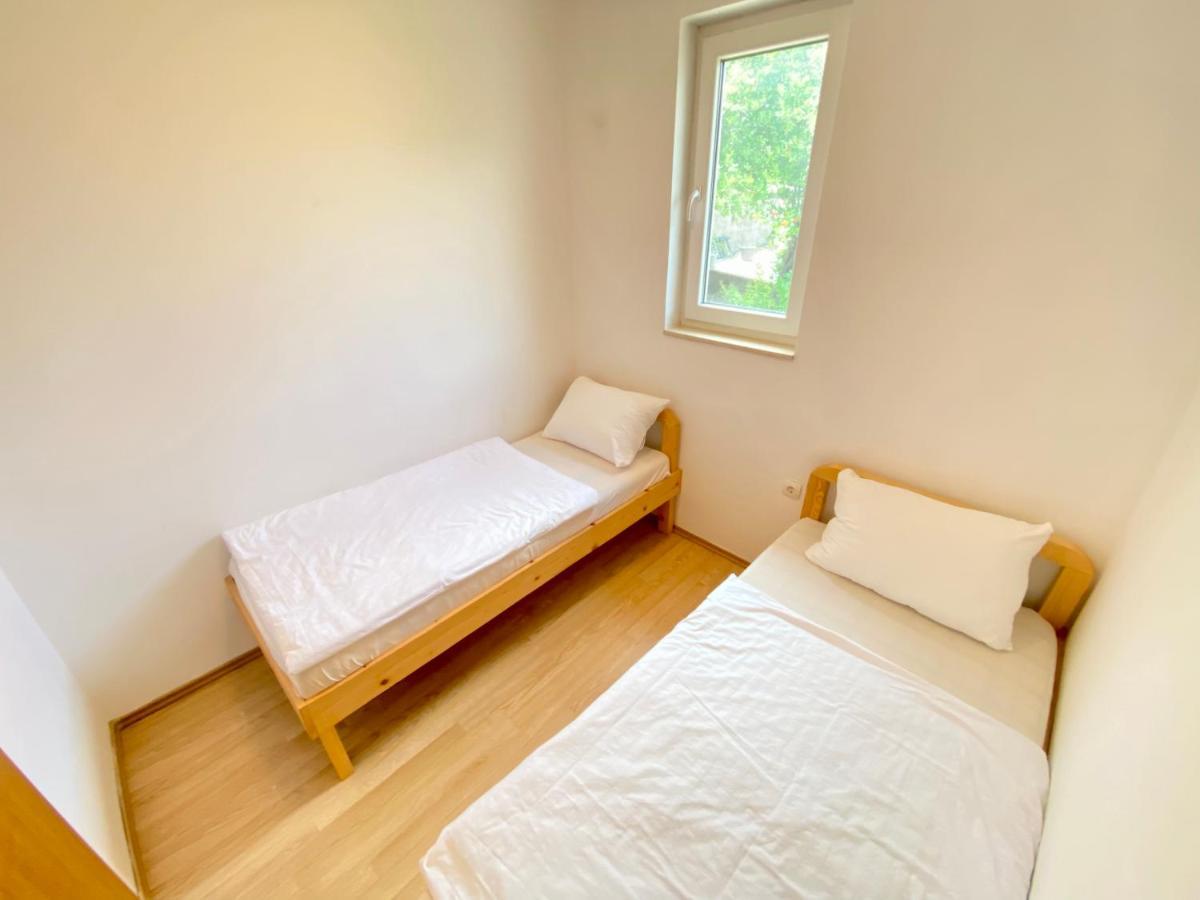 Guest House Ivano موستار المظهر الخارجي الصورة